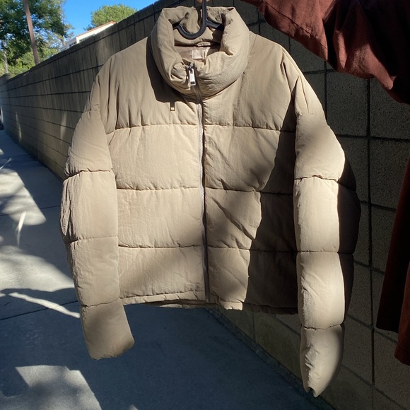 NWOT MESHKI Light Taupe Nylon Puffer Jacket - Picture 13 of 14
